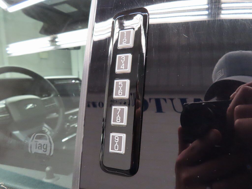 2024 Ford F-150 4x4 SuperCrew Lariat Fond du Lac WI