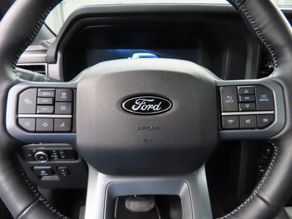 2024 Ford F-150 4x4 SuperCrew Lariat Fond du Lac WI