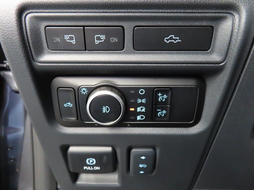 2024 Ford F-150 4x4 SuperCrew Lariat Fond du Lac WI