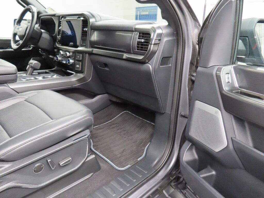 2024 Ford F-150 4x4 SuperCrew Lariat Fond du Lac WI