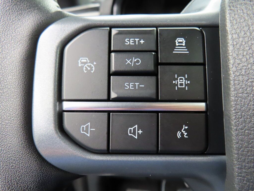 2024 Ford F-150 4x4 SuperCrew Lariat Fond du Lac WI