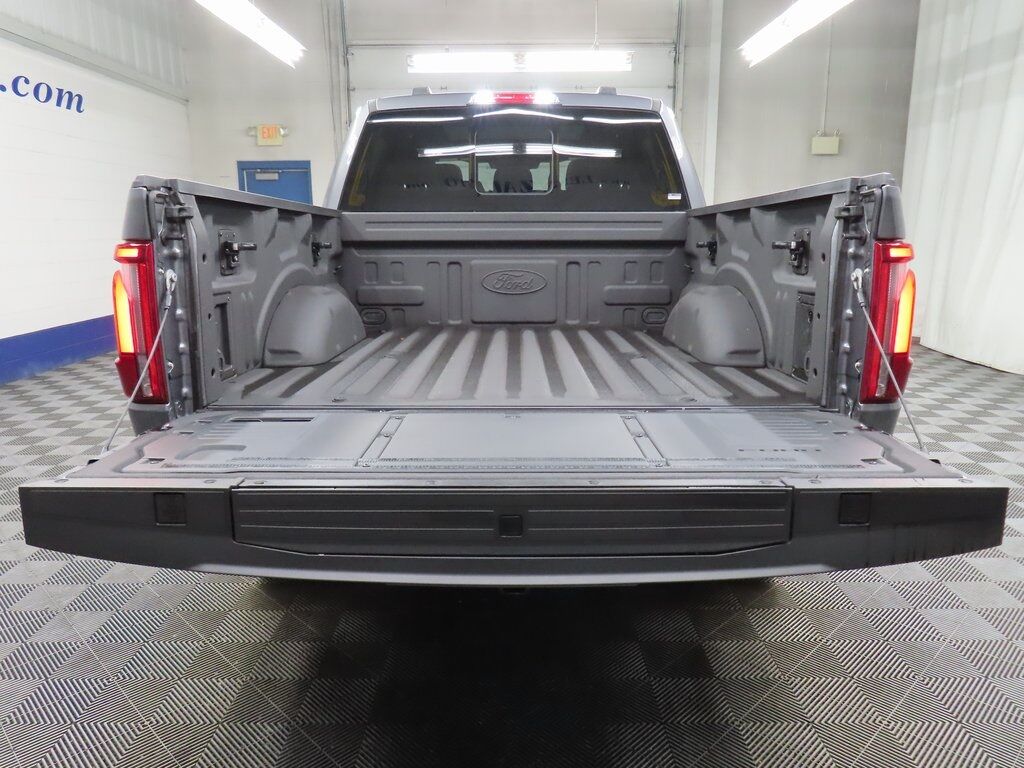 2024 Ford F-150 4x4 SuperCrew Lariat Fond du Lac WI