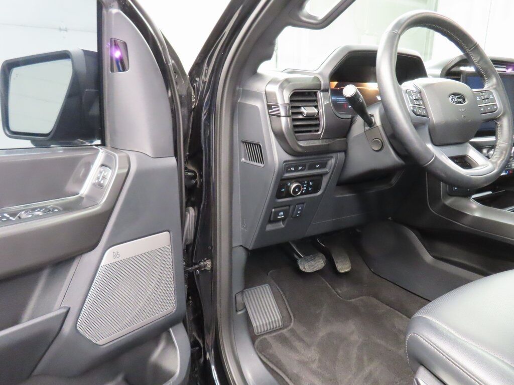2024 Ford F-150 4x4 SuperCrew Lariat Fond du Lac WI