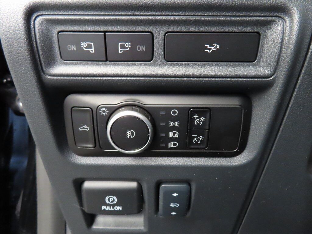 2024 Ford F-150 4x4 SuperCrew Lariat Fond du Lac WI
