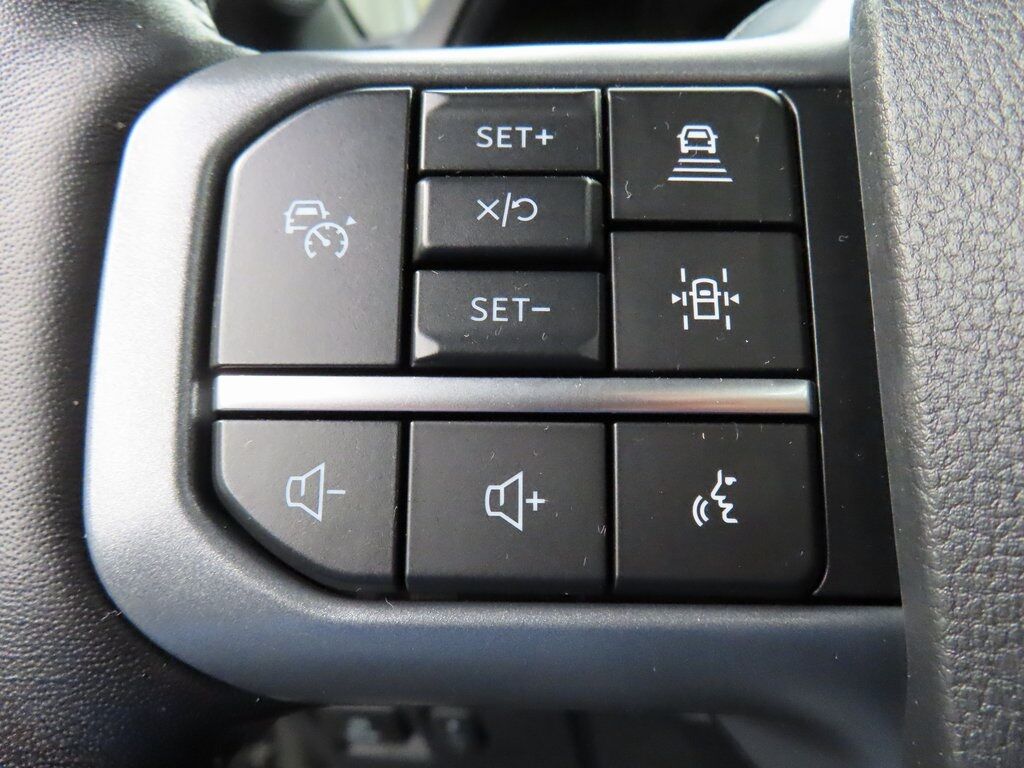 2024 Ford F-150 4x4 SuperCrew Lariat Fond du Lac WI