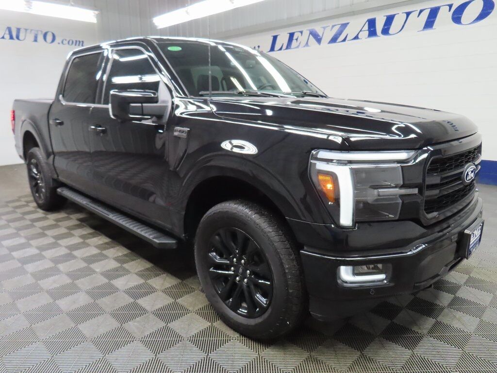 2024 Ford F-150 4x4 SuperCrew Lariat Fond du Lac WI