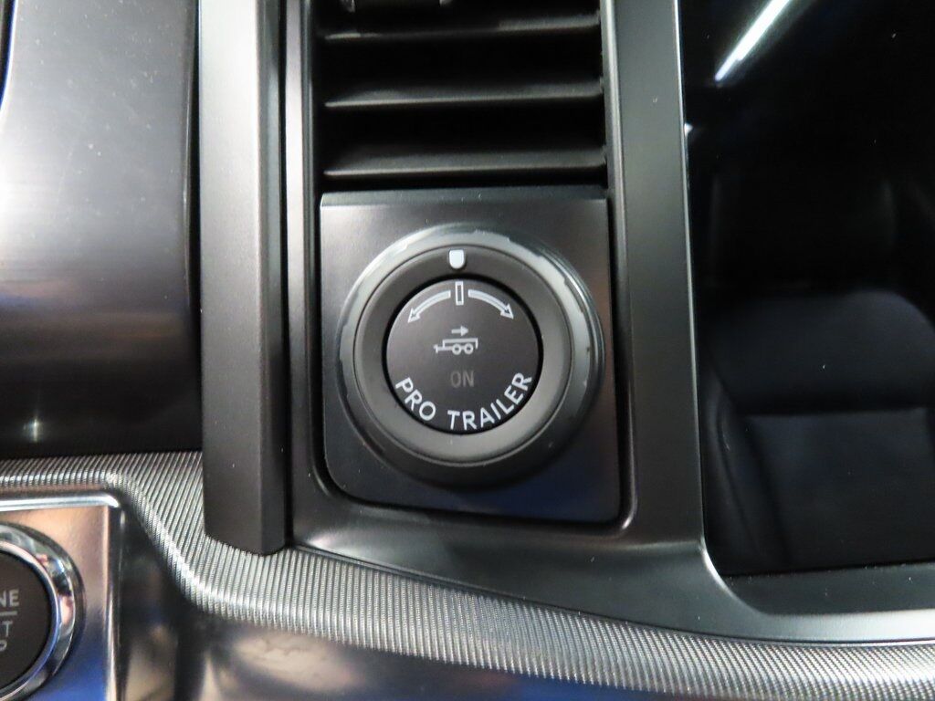 2024 Ford F-150 4x4 SuperCrew Lariat Fond du Lac WI