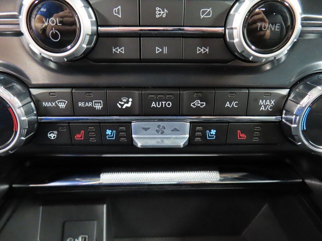 2024 Ford F-150 4x4 SuperCrew Lariat Fond du Lac WI