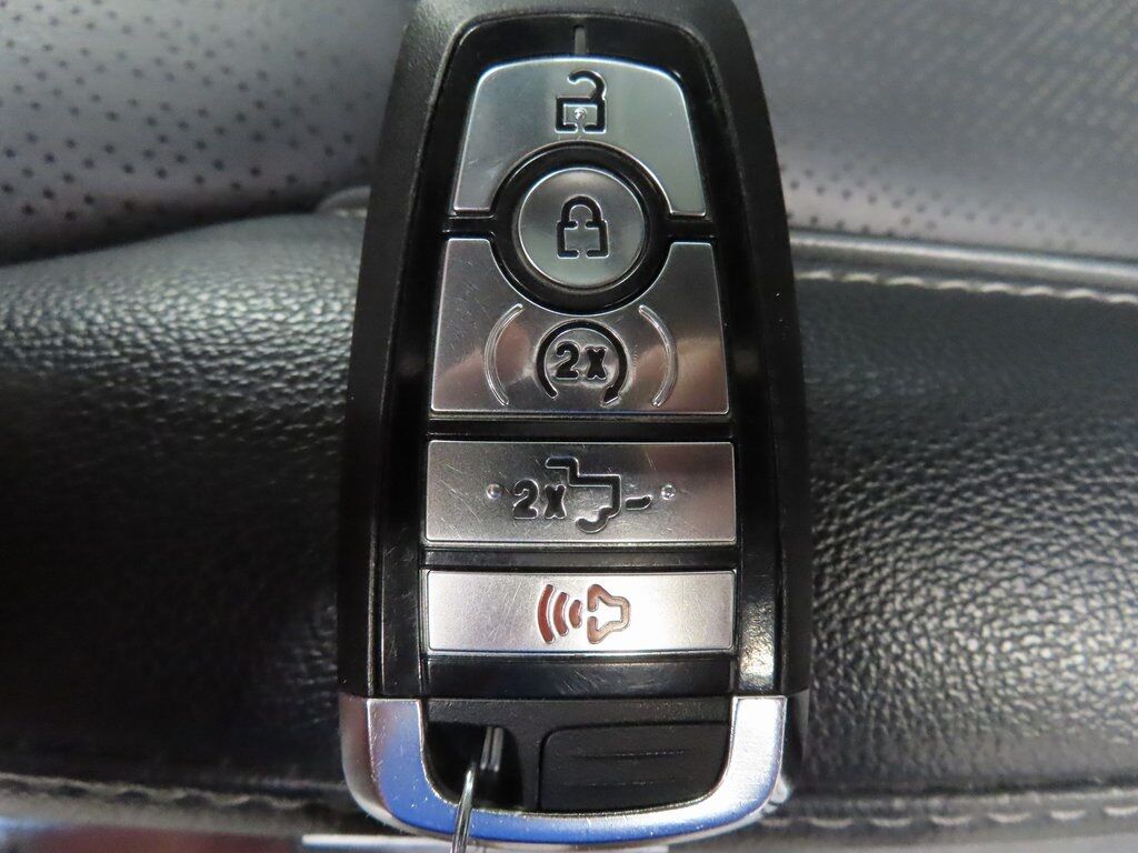 2024 Ford F-150 4x4 SuperCrew Lariat Fond du Lac WI