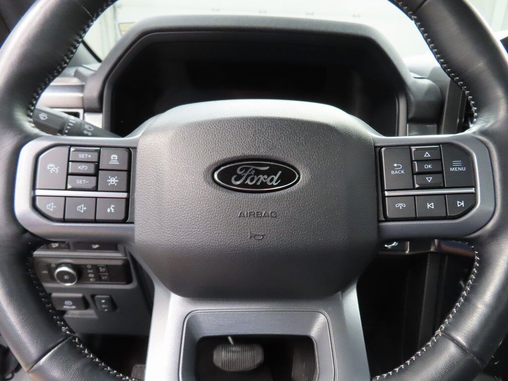 2024 Ford F-150 4x4 SuperCrew Lariat Fond du Lac WI