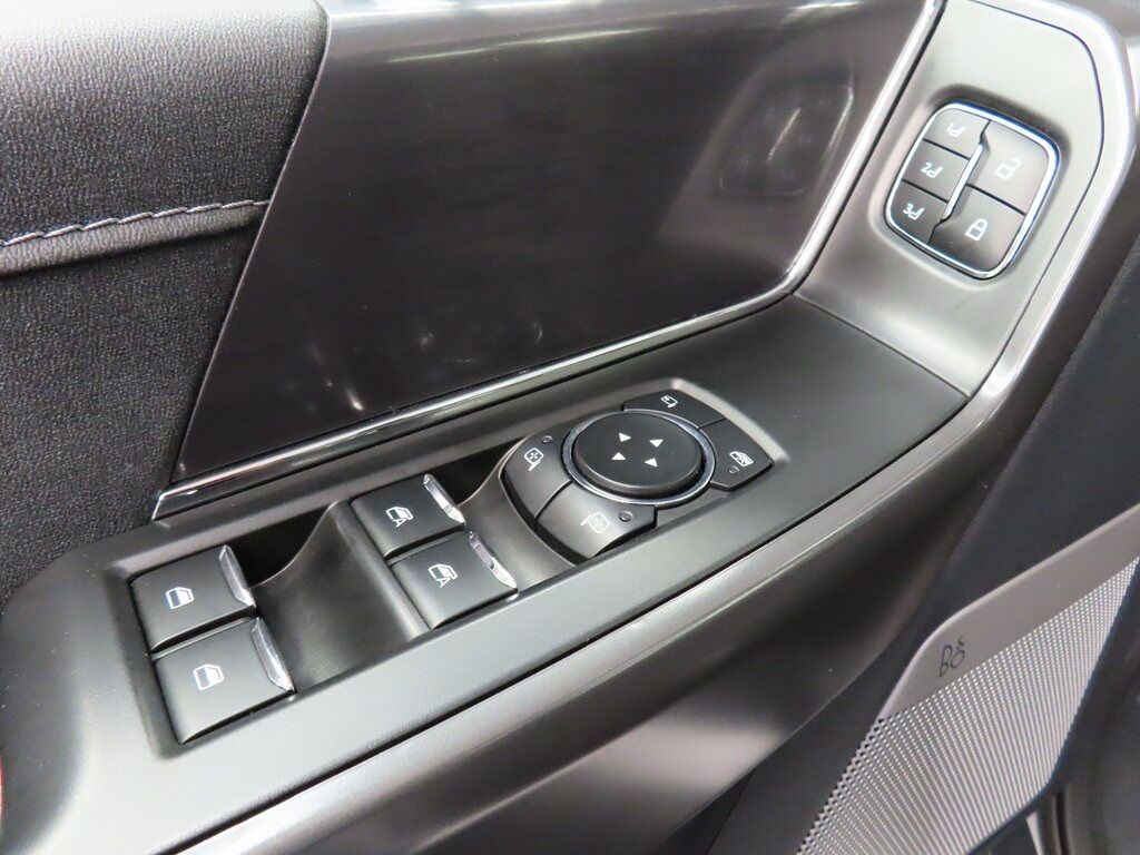 2024 Ford F-150 4x4 SuperCrew Lariat Fond du Lac WI