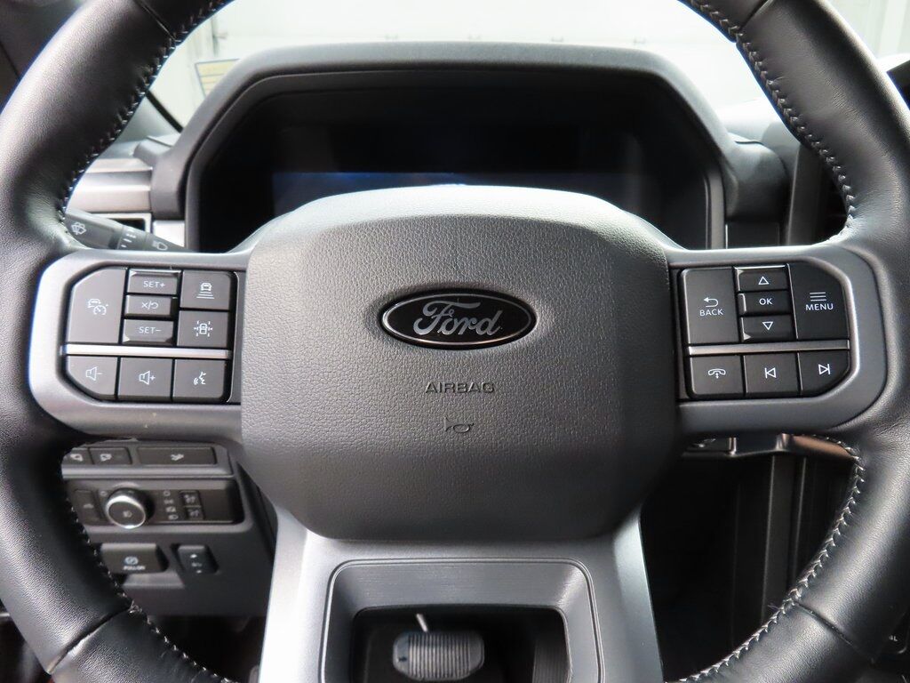 2024 Ford F-150 4x4 SuperCrew Lariat Fond du Lac WI