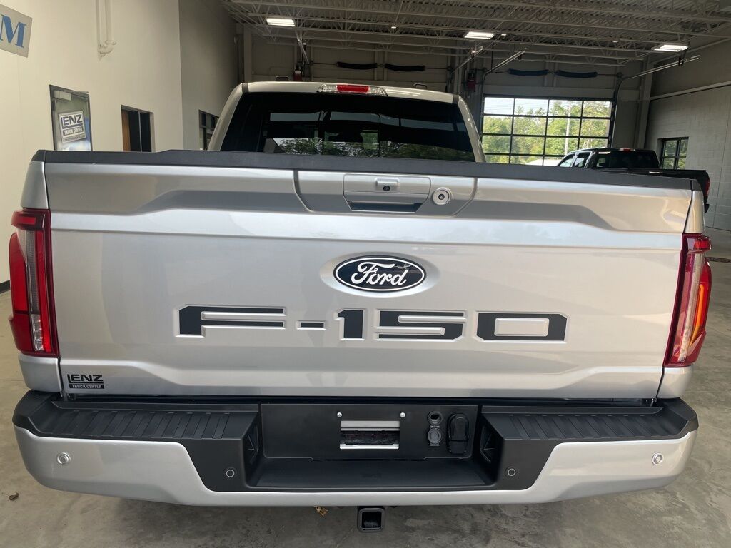 2024 Ford F-150 4x4 SuperCrew Lariat Fond du Lac WI