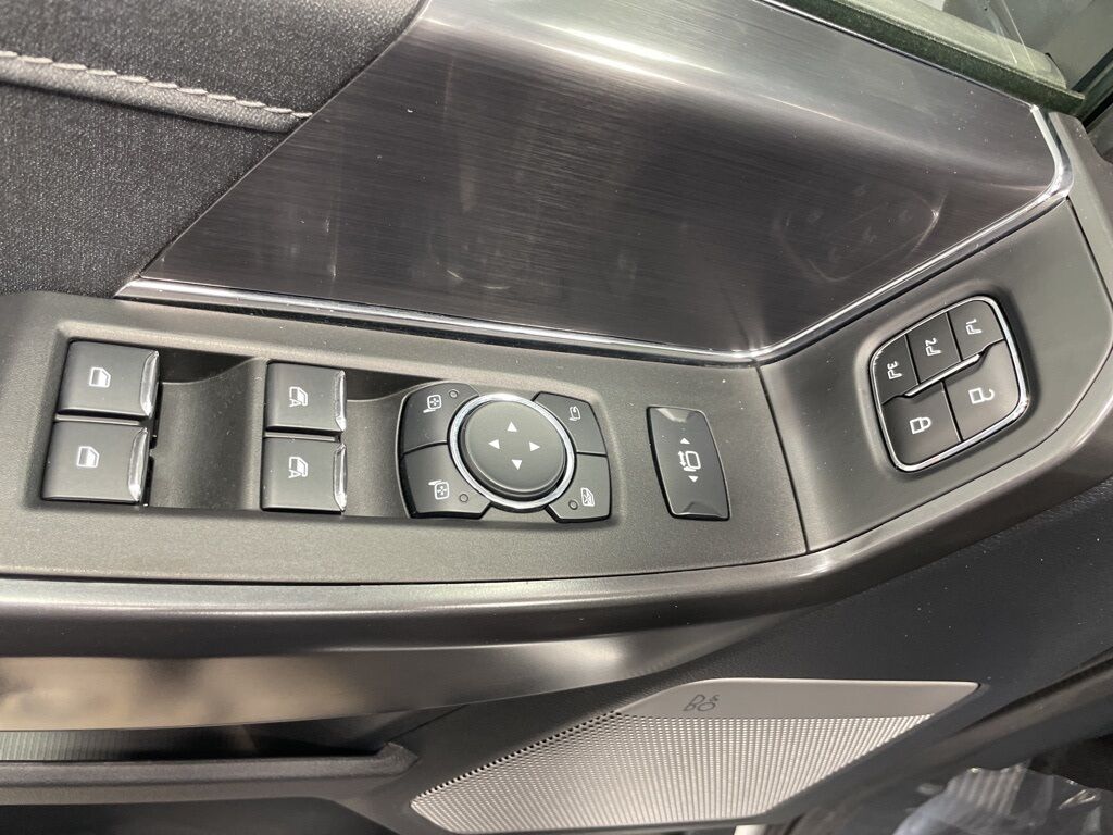 2024 Ford F-150 4x4 SuperCrew Lariat Fond du Lac WI