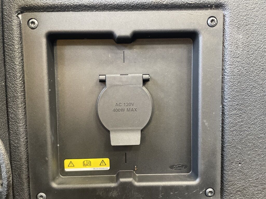 2024 Ford F-150 4x4 SuperCrew Lariat Fond du Lac WI