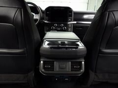 2024 Ford F-150 4x4 SuperCrew Lariat Fond du Lac WI