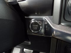 2024 Ford F-150 4x4 SuperCrew Lariat Fond du Lac WI