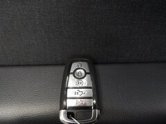2024 Ford F-150 4x4 SuperCrew Lariat Fond du Lac WI