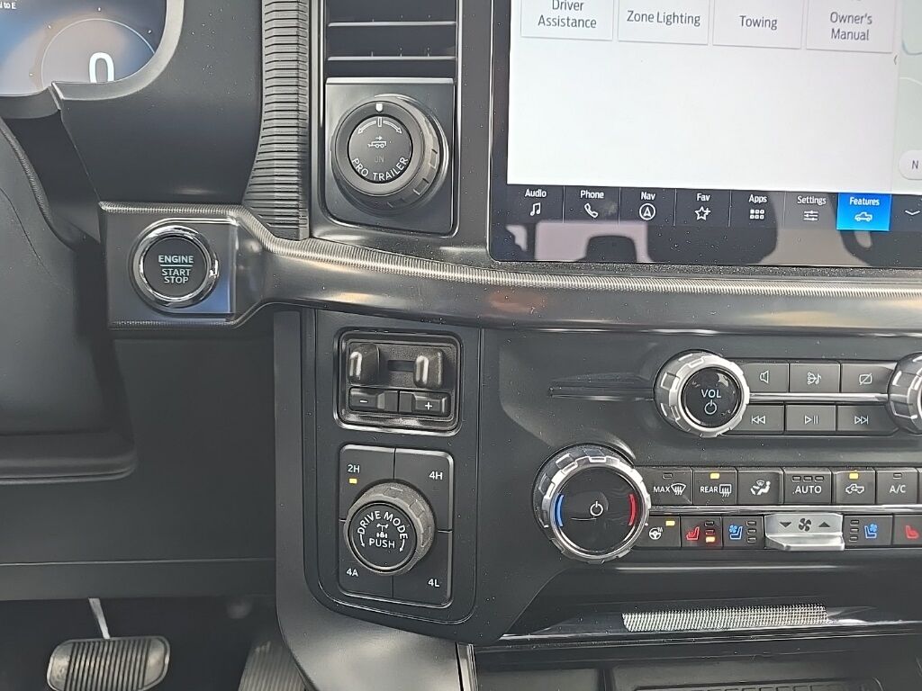 2024 Ford F-150 4x4 SuperCrew Lariat Fond du Lac WI