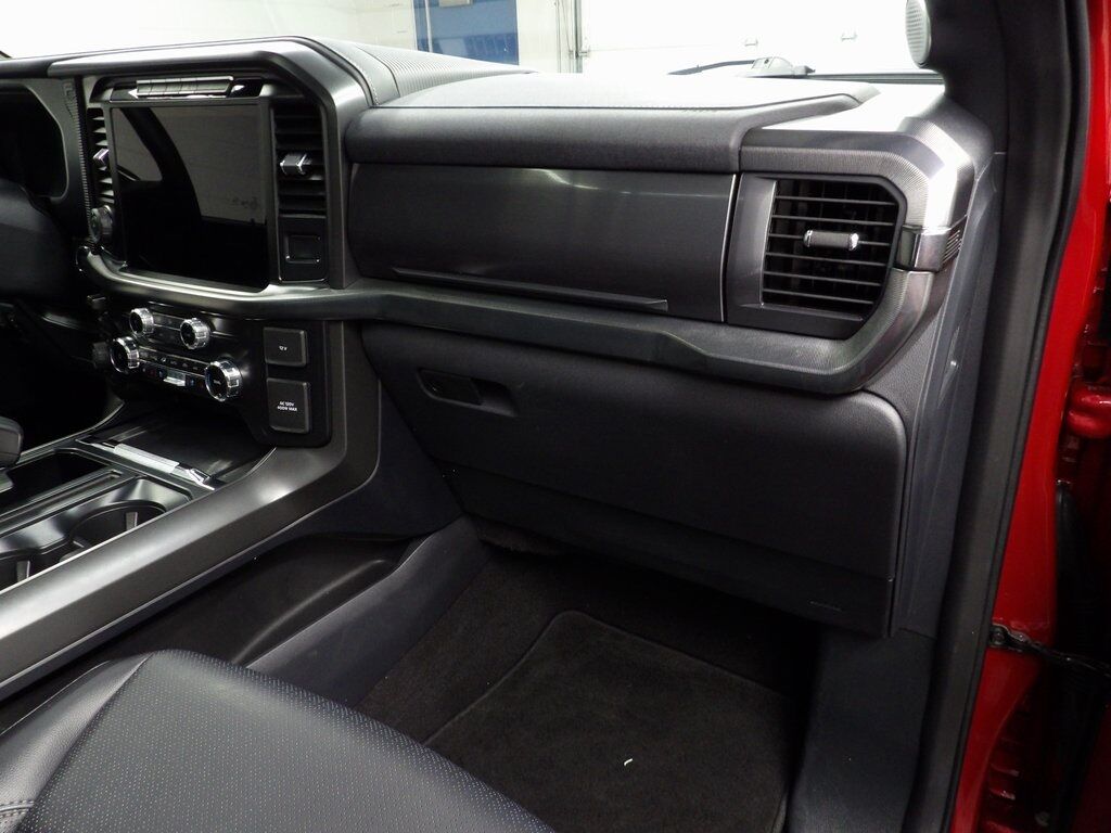 2024 Ford F-150 4x4 SuperCrew Lariat Fond du Lac WI