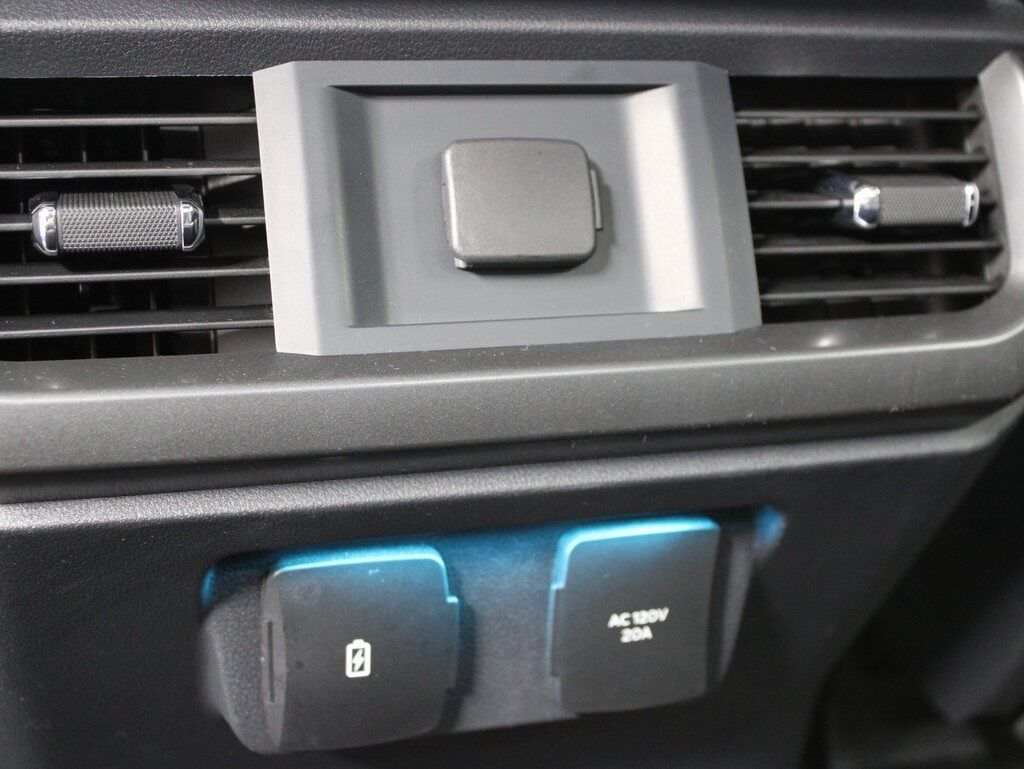 2024 Ford F-150 4x4 SuperCrew Lariat Fond du Lac WI