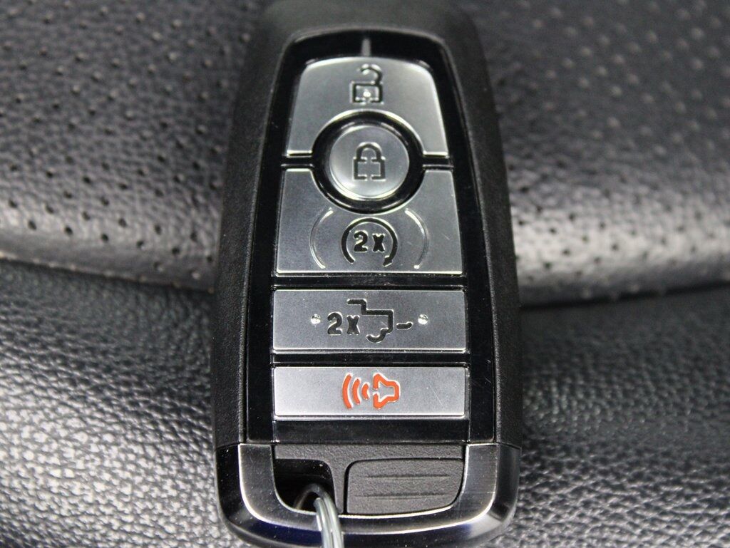 2024 Ford F-150 4x4 SuperCrew Lariat Fond du Lac WI