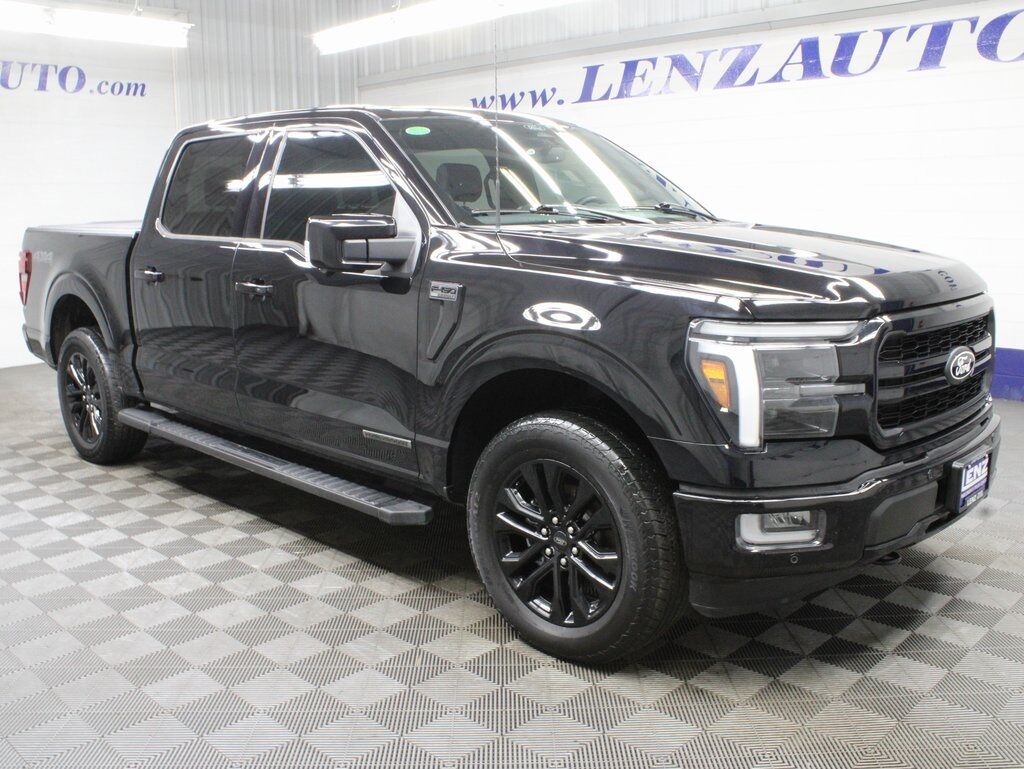 2024 Ford F-150 4x4 SuperCrew Lariat Fond du Lac WI