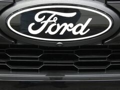 2024 Ford F-150 4x4 SuperCrew Lariat Fond du Lac WI