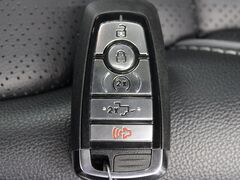 2024 Ford F-150 4x4 SuperCrew Lariat Fond du Lac WI