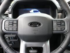 2024 Ford F-150 4x4 SuperCrew Lariat Fond du Lac WI