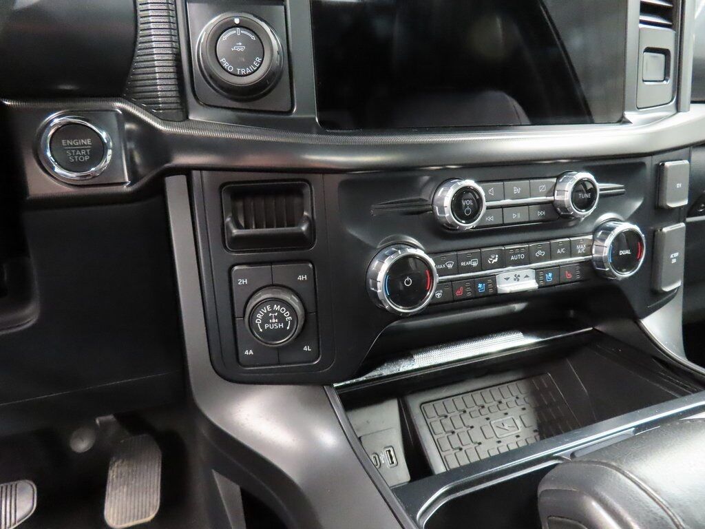 2024 Ford F-150 4x4 SuperCrew Lariat Fond du Lac WI