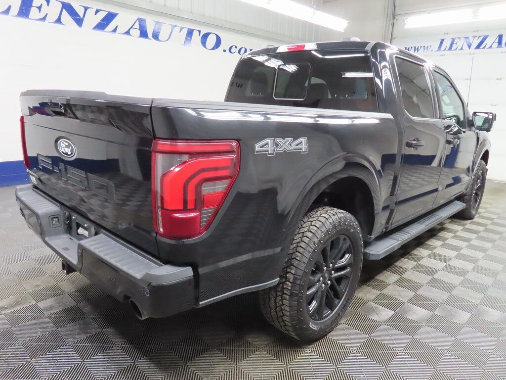 2024 Ford F-150 4x4 SuperCrew Lariat Fond du Lac WI