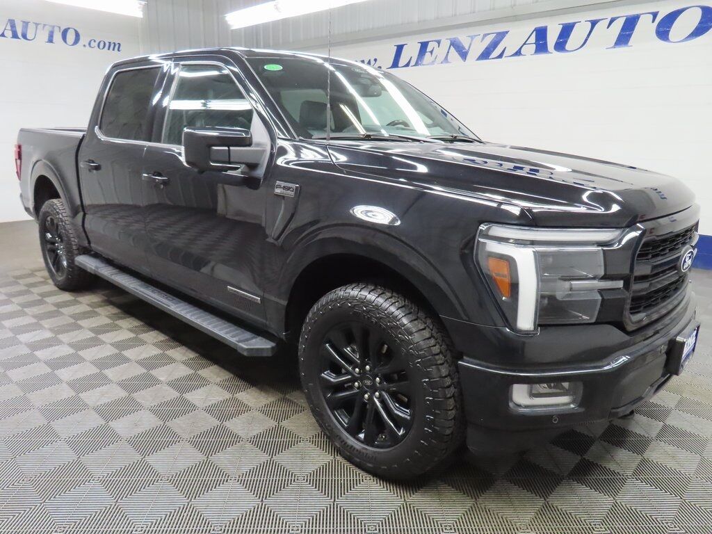2024 Ford F-150 4x4 SuperCrew Lariat Fond du Lac WI