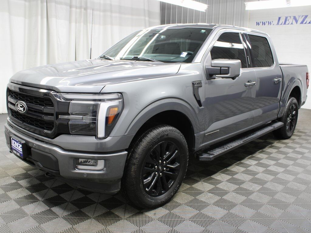 2024 Ford F-150 4x4 SuperCrew Lariat Fond du Lac WI