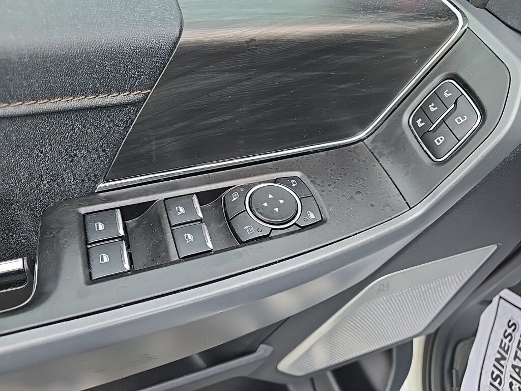 2024 Ford F-150 4x4 SuperCrew Lariat Minocqua WI
