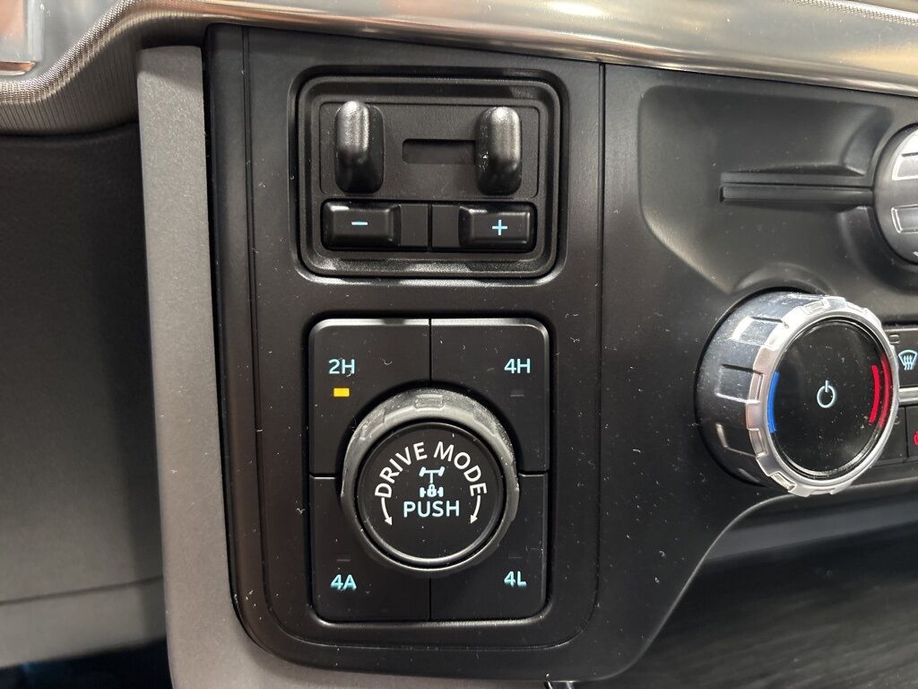 2024 Ford F-150 4x4 SuperCrew Lariat Minocqua WI