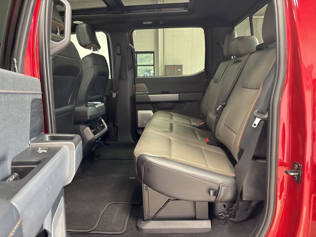 2024 Ford F-150 4x4 SuperCrew Lariat Minocqua WI