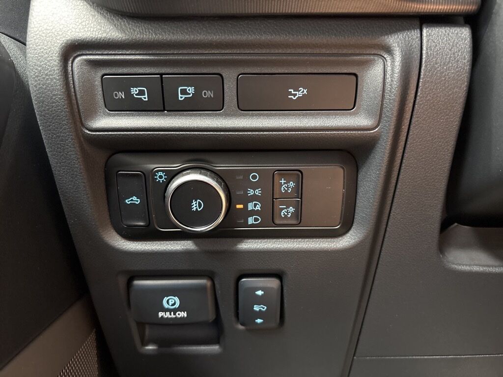 2024 Ford F-150 4x4 SuperCrew Lariat Minocqua WI