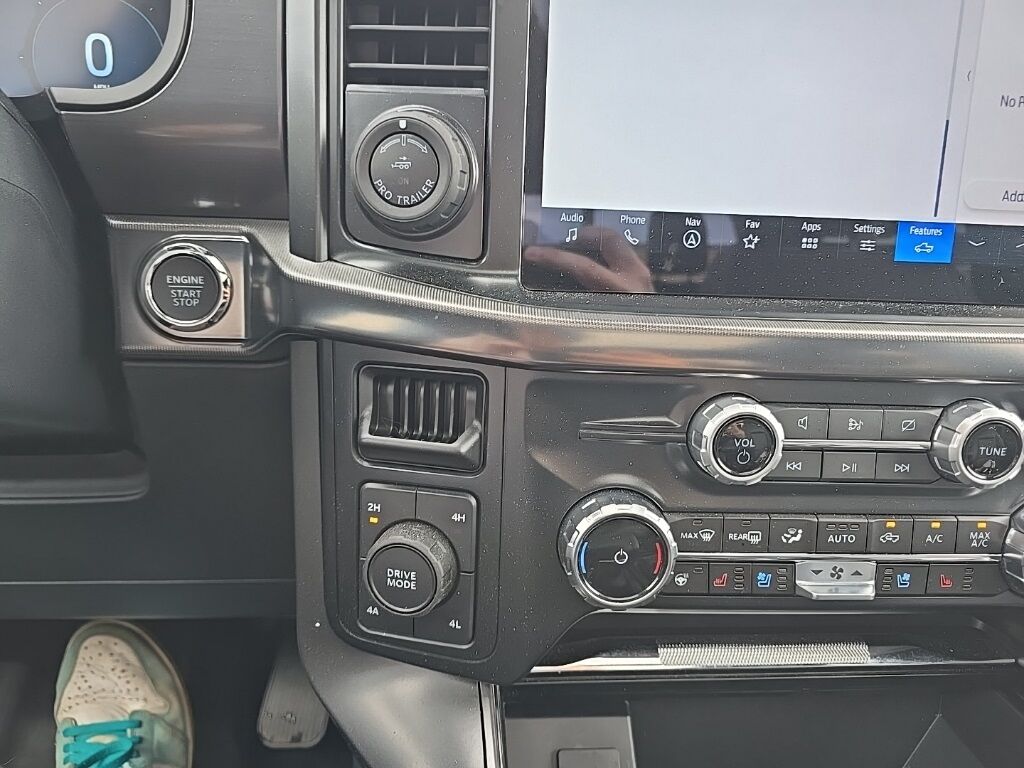 2024 Ford F-150 4x4 SuperCrew Lariat Minocqua WI