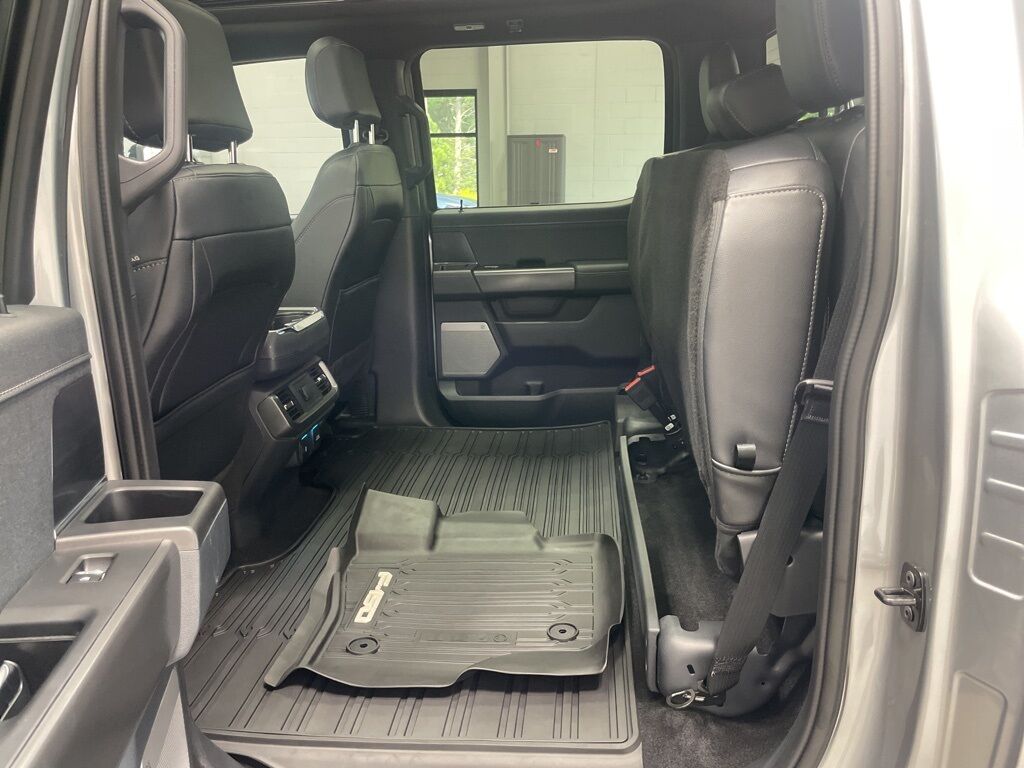 2024 Ford F-150 4x4 SuperCrew Lariat Minocqua WI