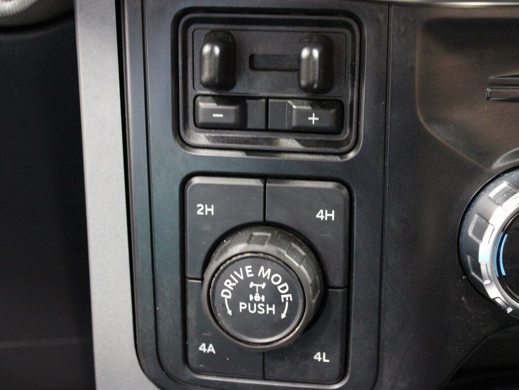 2024 Ford F-150 4x4 SuperCrew Lariat Minocqua WI