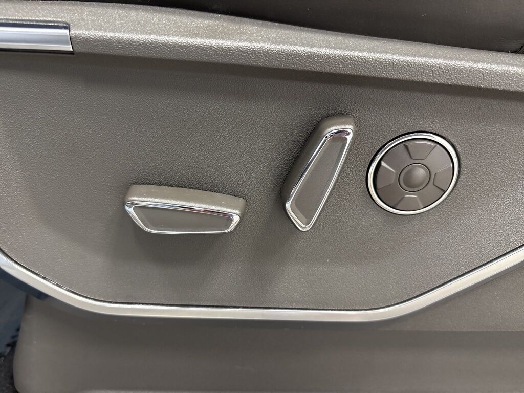2024 Ford F-150 4x4 SuperCrew Platinum Fond du Lac WI