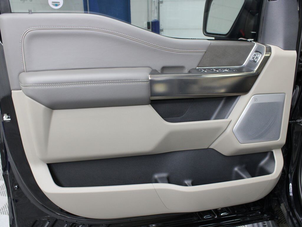 2024 Ford F-150 4x4 SuperCrew Platinum Fond du Lac WI