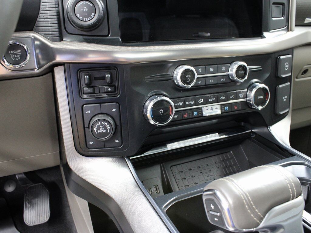 2024 Ford F-150 4x4 SuperCrew Platinum Fond du Lac WI