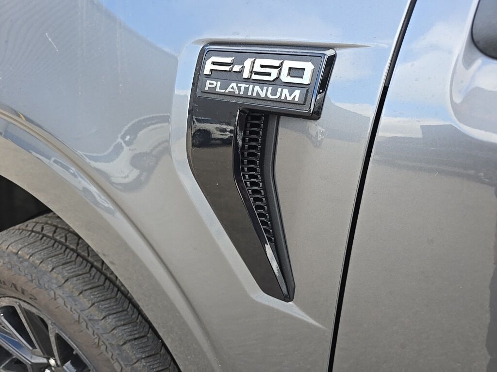 2024 Ford F-150 4x4 SuperCrew Platinum Fond du Lac WI