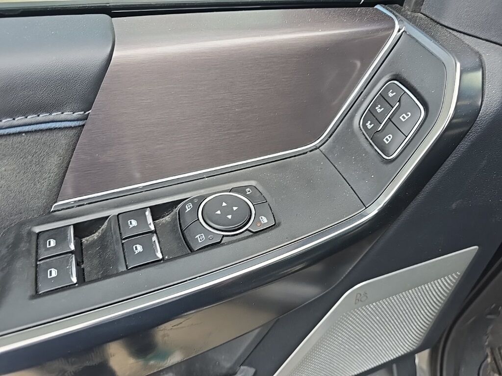 2024 Ford F-150 4x4 SuperCrew Platinum Fond du Lac WI