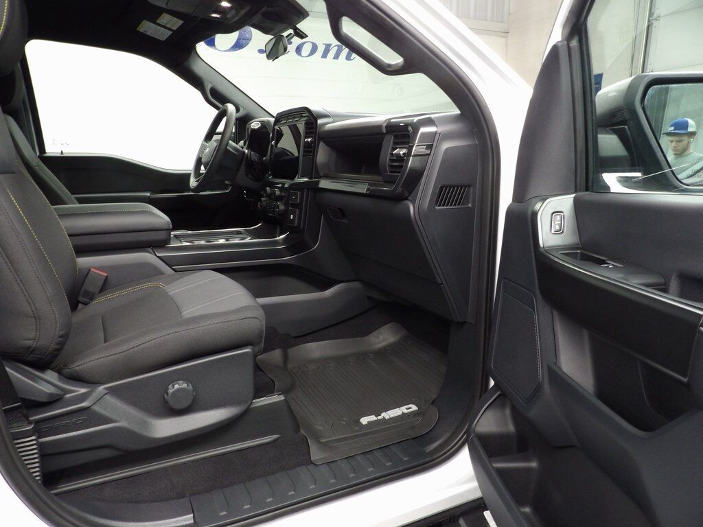 2024 Ford F-150 4x4 SuperCrew STX Fond du Lac WI