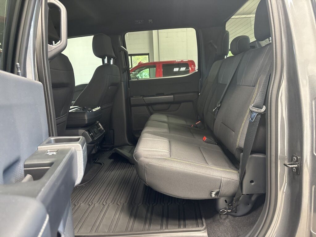 2024 Ford F-150 4x4 SuperCrew STX Fond du Lac WI