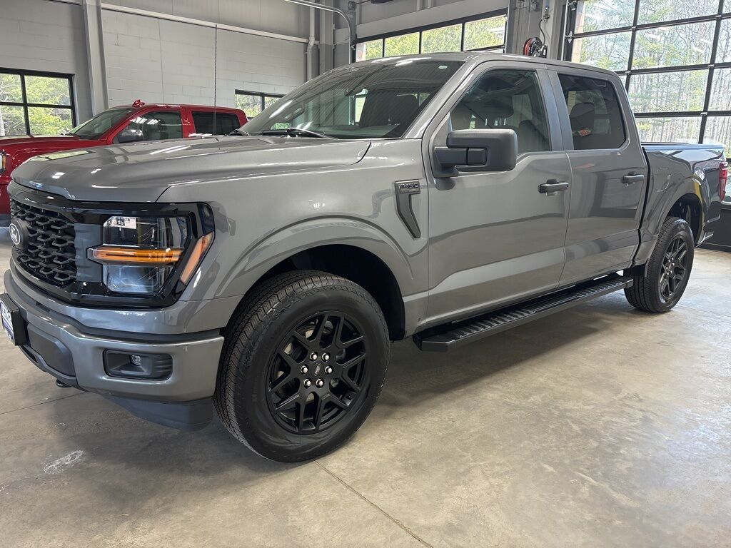 2024 Ford F-150 4x4 SuperCrew STX Fond du Lac WI