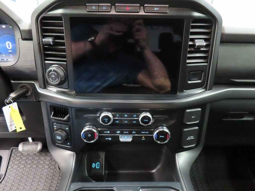 2024 Ford F-150 4x4 SuperCrew XLT Fond du Lac WI